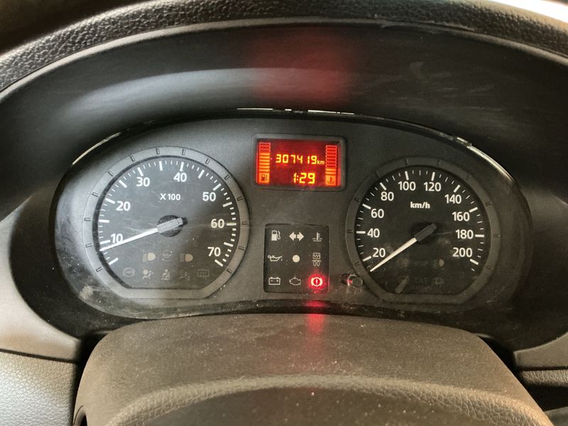 Dacia Logan MCV 1.5 dCi Ambiance 2010 – снимка 4