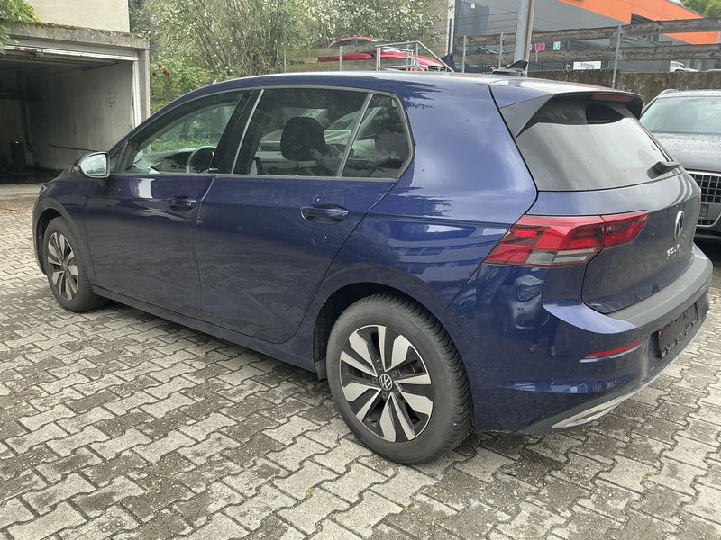 Volkswagen Golf VIII 1.5 eTSI ACT Move 2023 – снимка 6