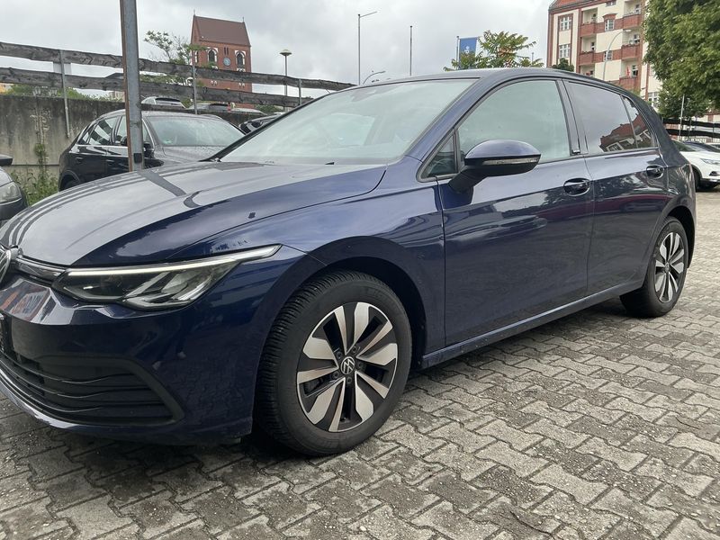 Volkswagen Golf VIII 1.5 eTSI ACT Move 2023 – снимка 2