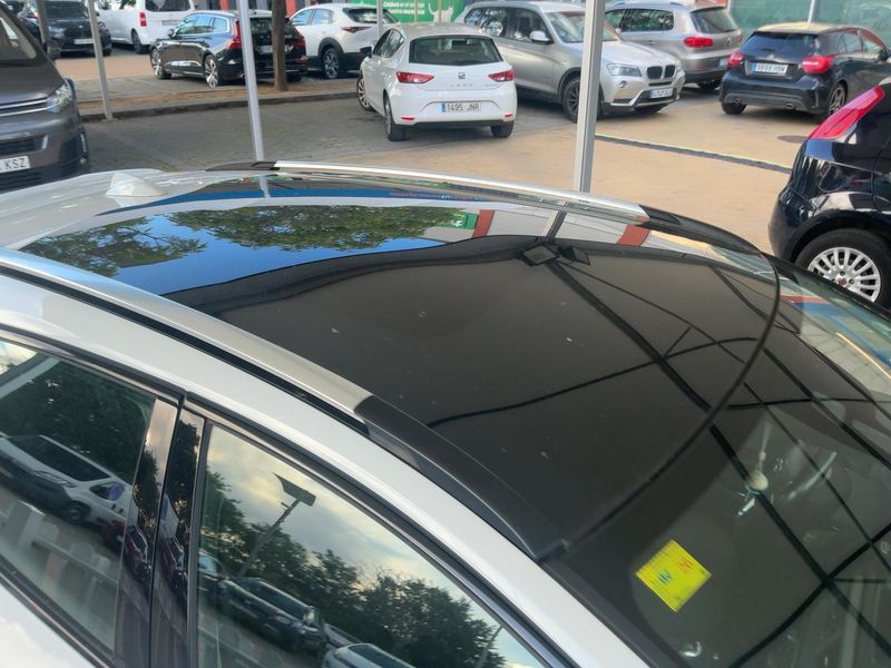 Volvo V40 Cross Country 2.0 D3 Momentum 2015 – снимка 13
