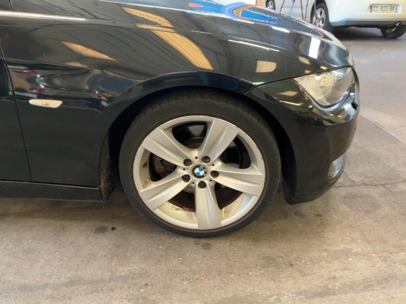 BMW 3er 325i 2008 – снимка 11