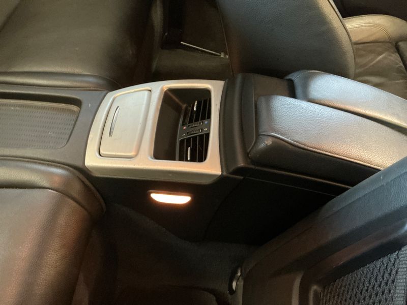 BMW 3er 325i 2008 – снимка 26