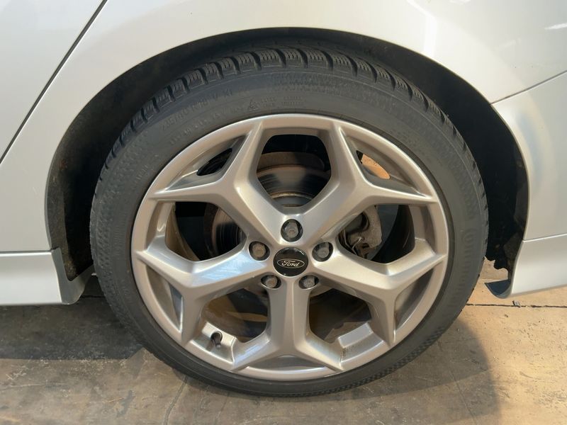 Ford Focus 2.0 EcoBoost ST 2017 – снимка 5