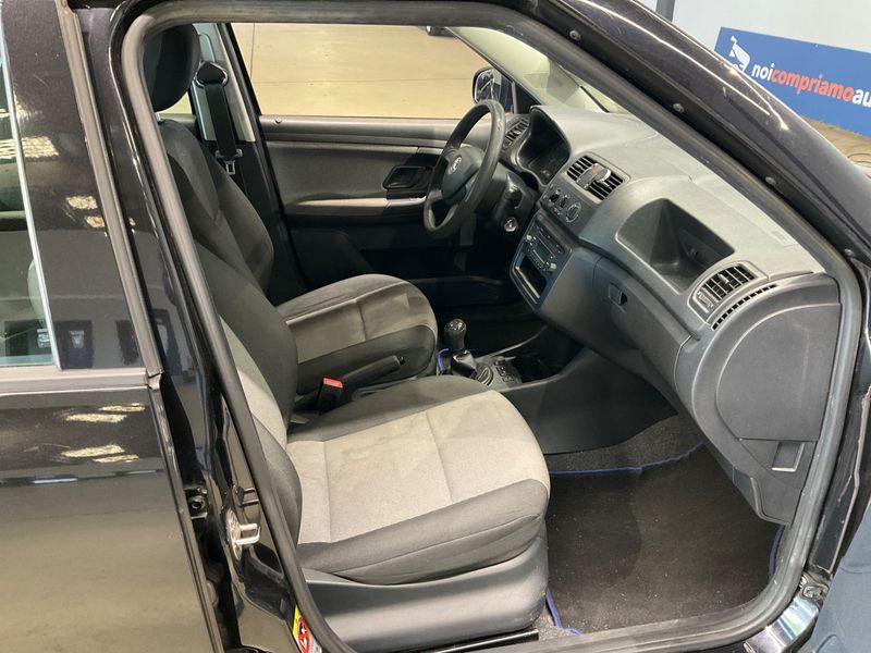 Skoda Fabia 1.2 TSI Active 2013 – снимка 3
