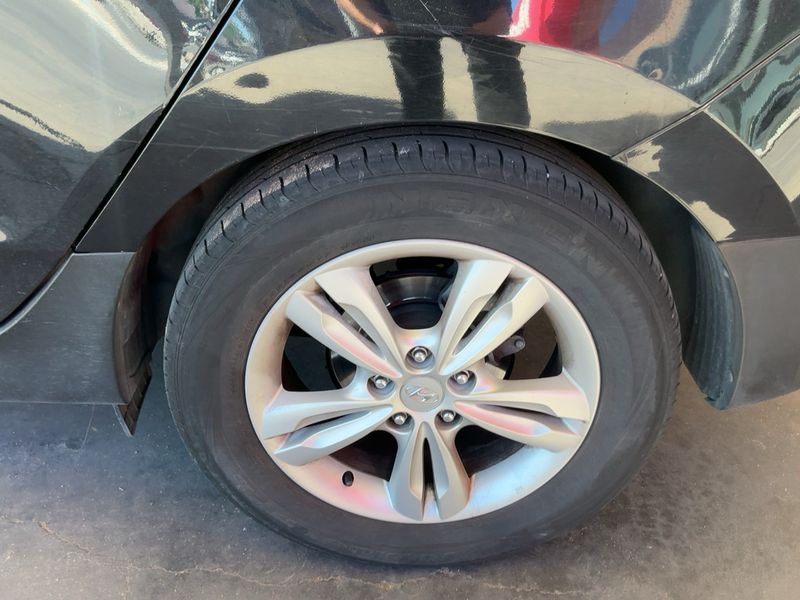Hyundai ix35 1.7 CRDi Comfort 2WD 2011 – снимка 5