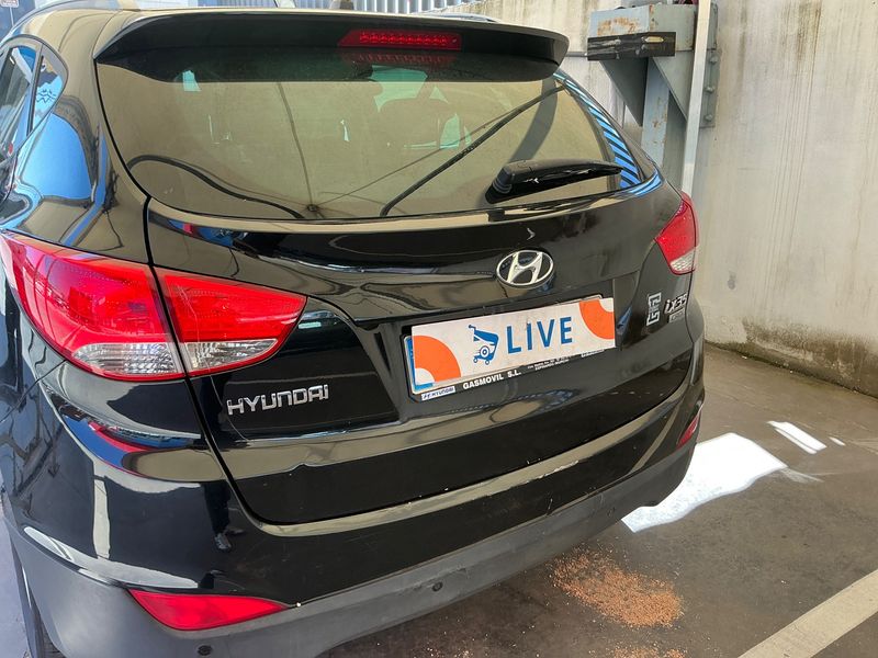 Hyundai ix35 1.7 CRDi Comfort 2WD 2011 – снимка 31