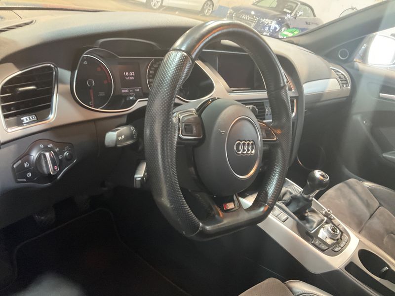 Audi A4 2.0 TDI S line Sportpaket plus 2012 – снимка 25