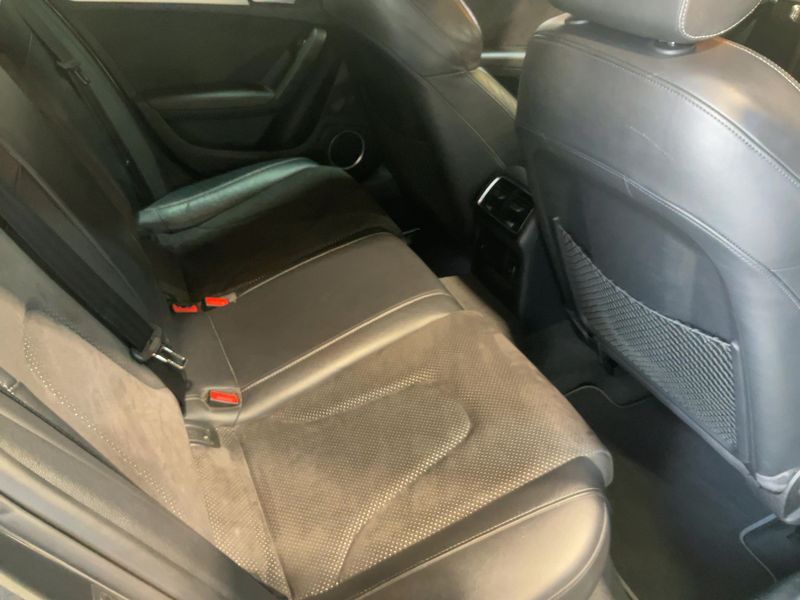Audi A4 2.0 TDI S line Sportpaket plus 2012 – снимка 19