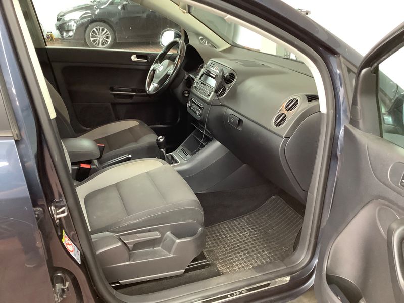 Volkswagen Golf VI Plus 2.0 TDI Life 2013 – снимка 3