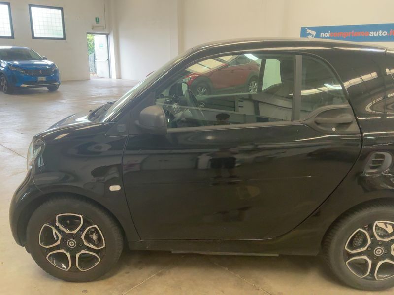 Smart fortwo electric drive 60 kW passion 2019 – снимка 4