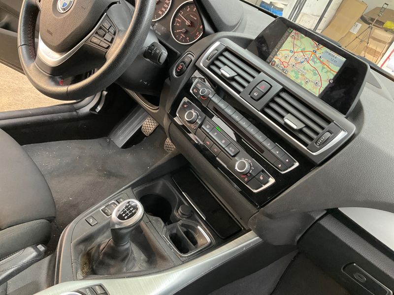 BMW 2er 220i Sport Line 2015 – снимка 31