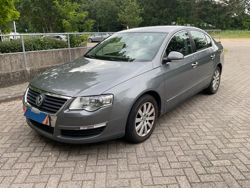 Volkswagen Passat 2.0 TDI Individual Chrom 2007