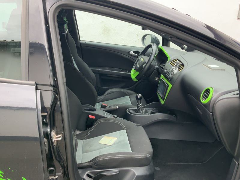 Seat Leon 2.0 TFSI Cupra R 2011 – снимка 17