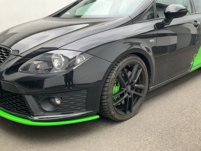 Seat Leon 2.0 TFSI Cupra R 2011 – снимка 1