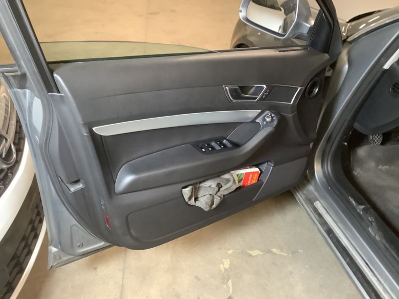Audi A6 2.0 TDIe 2010 – снимка 37