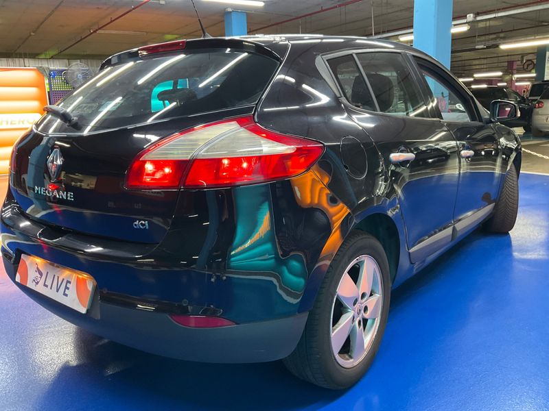 Renault Megane 1.5 dCi Dynamique 2010 – снимка 2