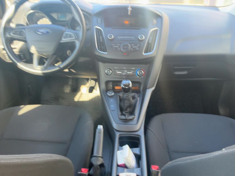 Ford Focus 1.0 EcoBoost Trend 2015 – снимка 18