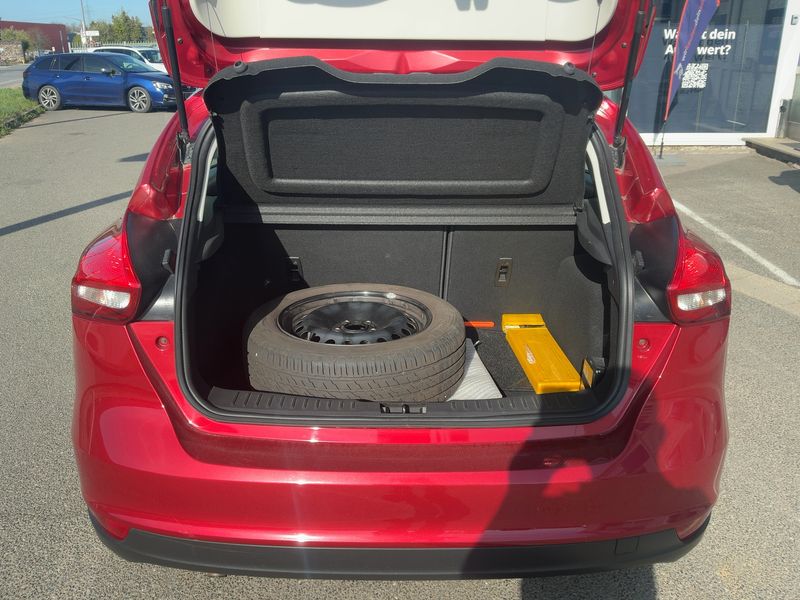 Ford Focus 1.0 EcoBoost Trend 2015 – снимка 16