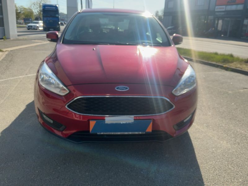 Ford Focus 1.0 EcoBoost Trend 2015 – снимка 14