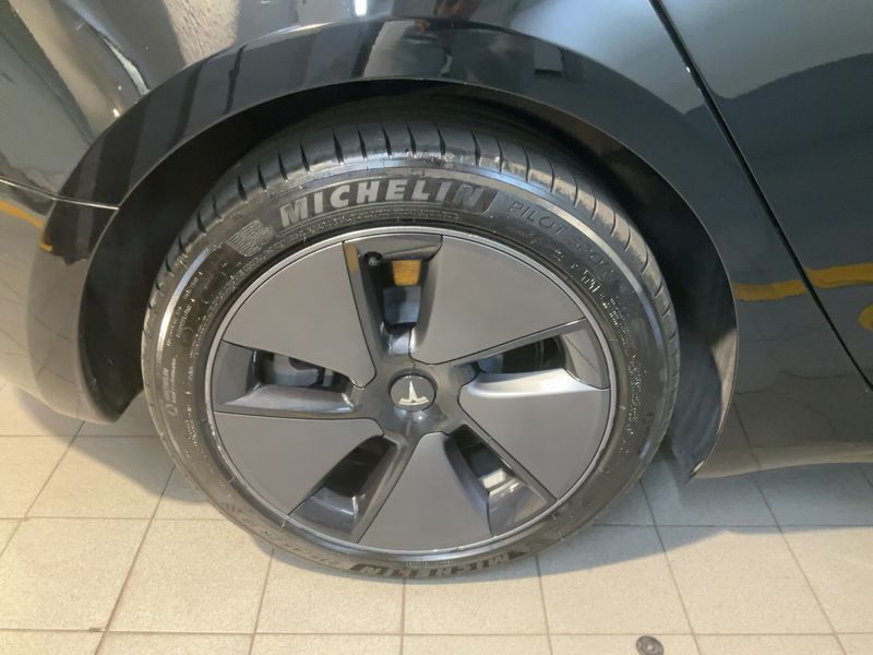 Tesla Model 3 Standard Range 2023 – снимка 9