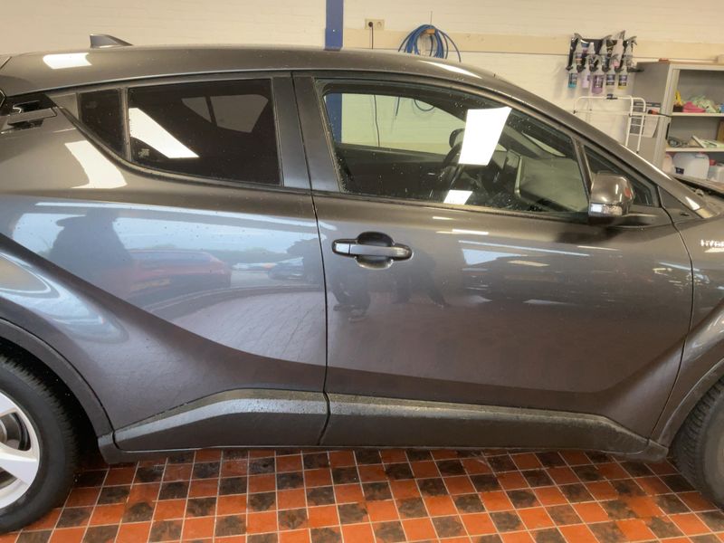 Toyota C-HR 1.8 Hybrid Flow 2017 – снимка 10