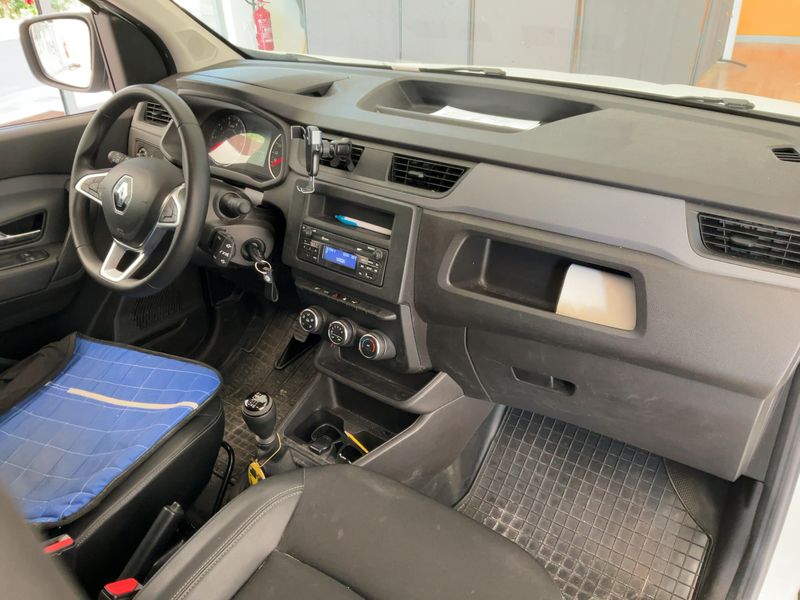 Renault Express 1.5 BLUE dCi Extra 2022 – снимка 18