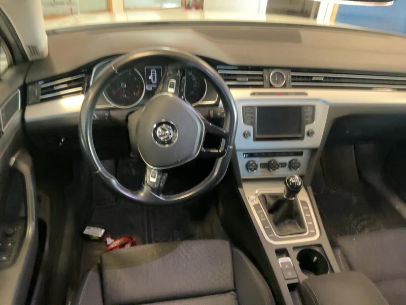 Volkswagen Passat 1.4 TSI ACT Comfortline BlueMotion Tech 2016 – снимка 18