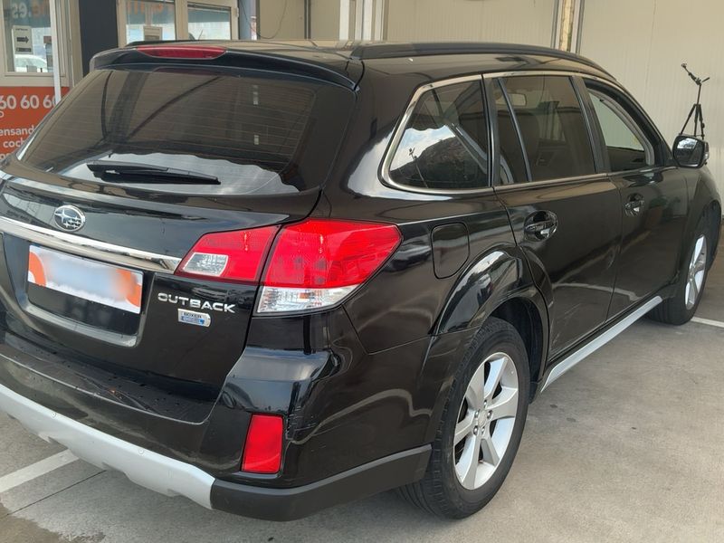 Subaru Legacy 2.0 Diesel Outback Executive 2014 – снимка 8