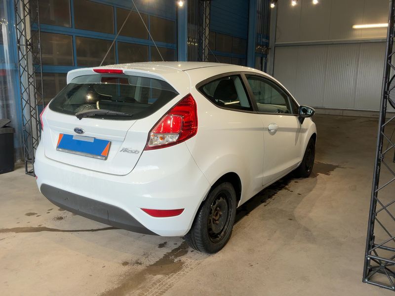 Ford Fiesta 1.25 Trend 2015 – снимка 8