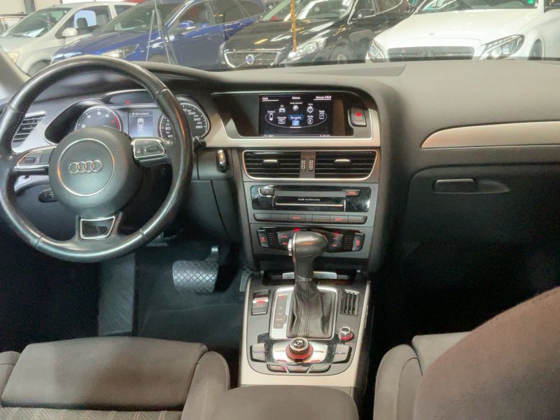 Audi A4 1.8 TFSI Attraction 2015 – снимка 17