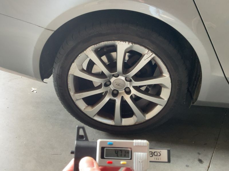 Audi A4 1.8 TFSI Attraction 2015 – снимка 9