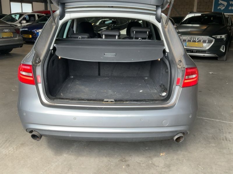 Audi A4 1.8 TFSI Attraction 2015 – снимка 15