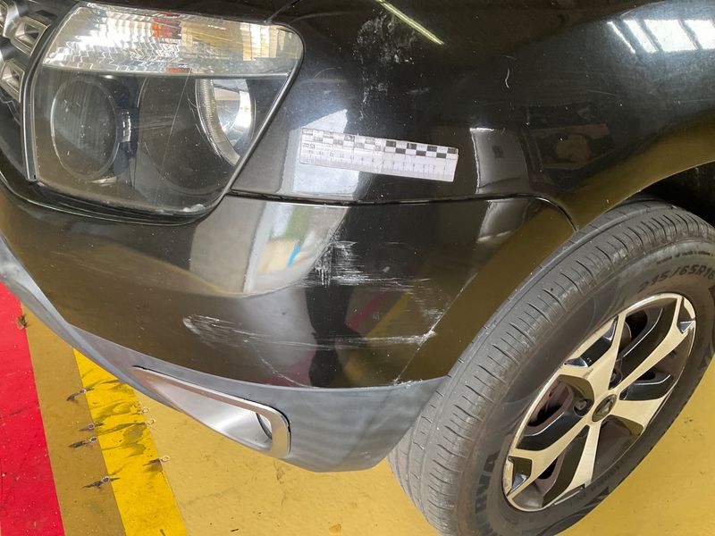 Dacia Duster 1.5 dCi Lauréate Plus 4x2 2013 – снимка 42