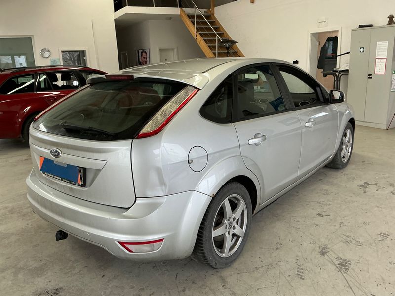 Ford Focus 1.6 Sport 2009 – снимка 2