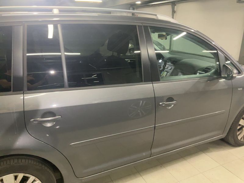 Volkswagen Touran 1.2 TSI Life 2013 – снимка 10