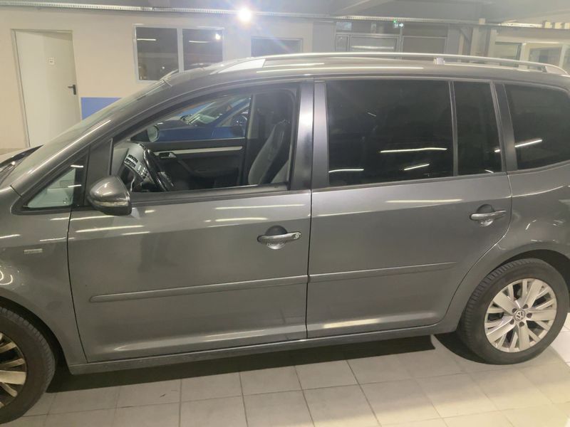 Volkswagen Touran 1.2 TSI Life 2013 – снимка 4