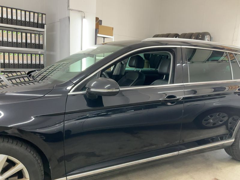 Volkswagen Passat 2.0 TDI Elegance 2019 – снимка 4