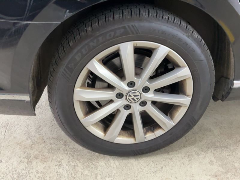 Volkswagen Passat 2.0 TDI Elegance 2019 – снимка 9