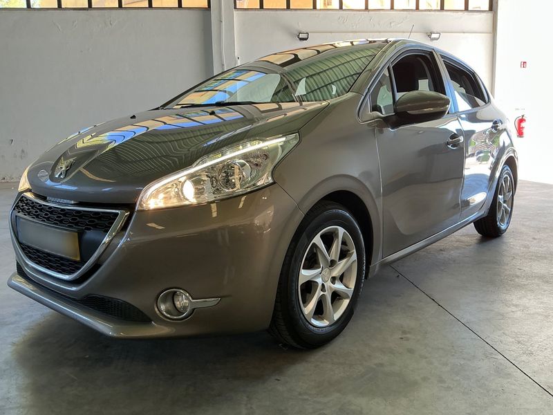 Peugeot 208 1.2 e-VTi Active 2012 – снимка 1
