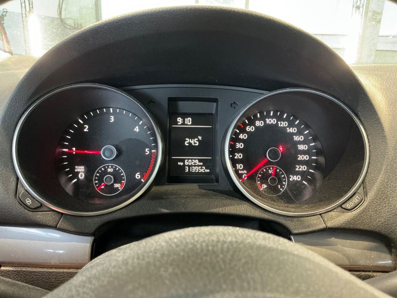 Volkswagen Golf VI 2.0 TDI Trendline 2009 – снимка 4
