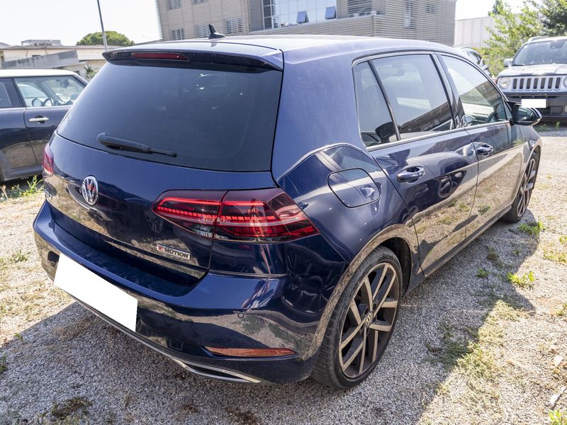 Volkswagen Golf VII 2.0 TDI Highline 4Motion BlueMotion Tech 2018 – снимка 5