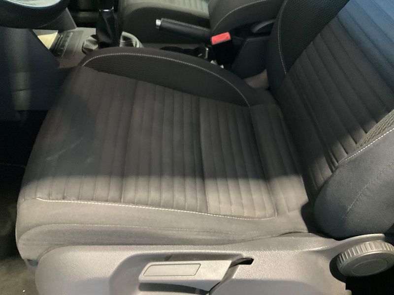 Volkswagen Touran 2.0 TDI Cup BlueMotion Tech 2014 – снимка 26