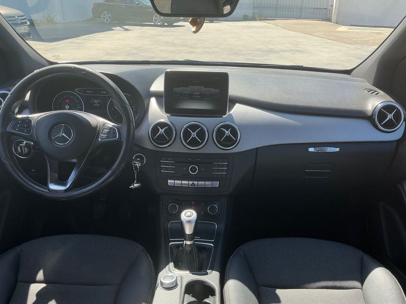 Mercedes-Benz B-Klasse B 180 CDI Urban 2015 – снимка 17