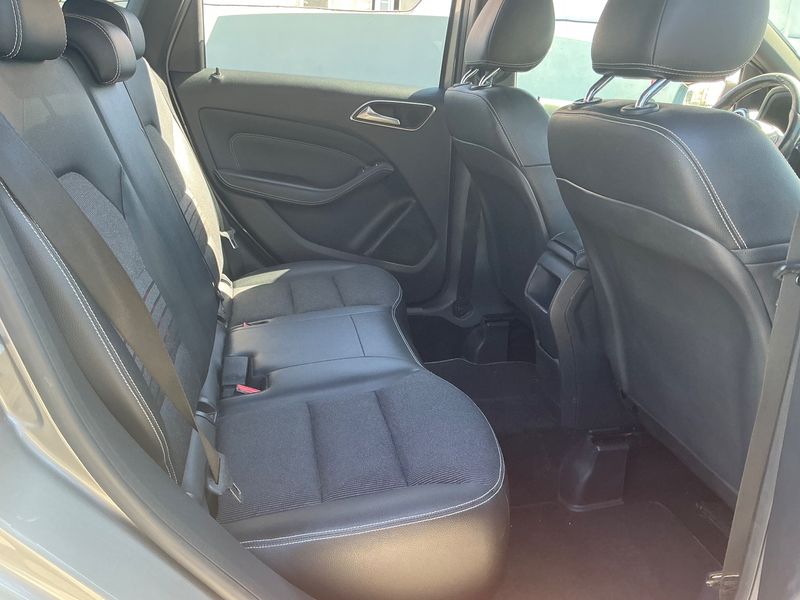 Mercedes-Benz B-Klasse B 180 CDI Urban 2015 – снимка 19