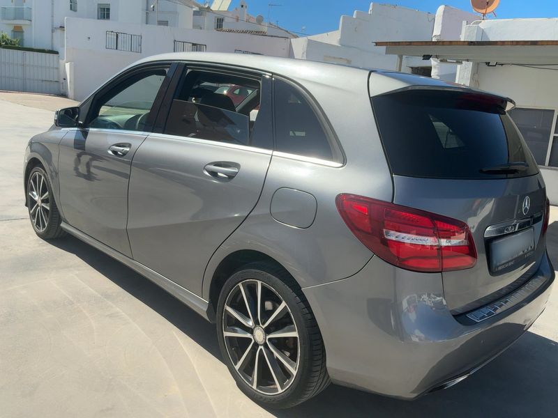 Mercedes-Benz B-Klasse B 180 CDI Urban 2015 – снимка 6