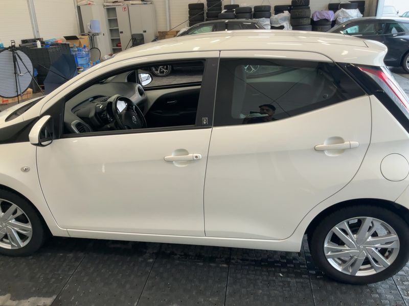 Toyota Aygo 1.0 X-Play Team D 2018 – снимка 4