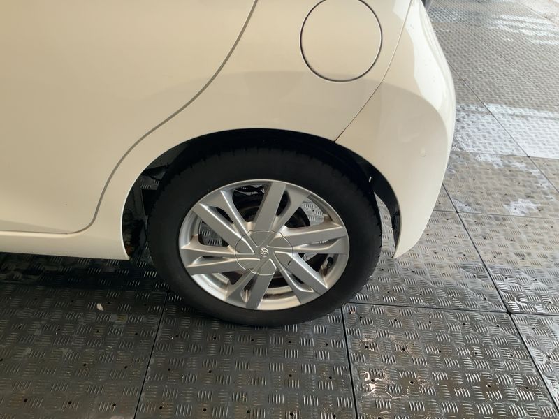 Toyota Aygo 1.0 X-Play Team D 2018 – снимка 5