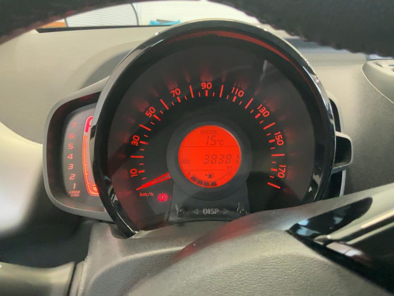 Toyota Aygo 1.0 X-Play Team D 2018 – снимка 19