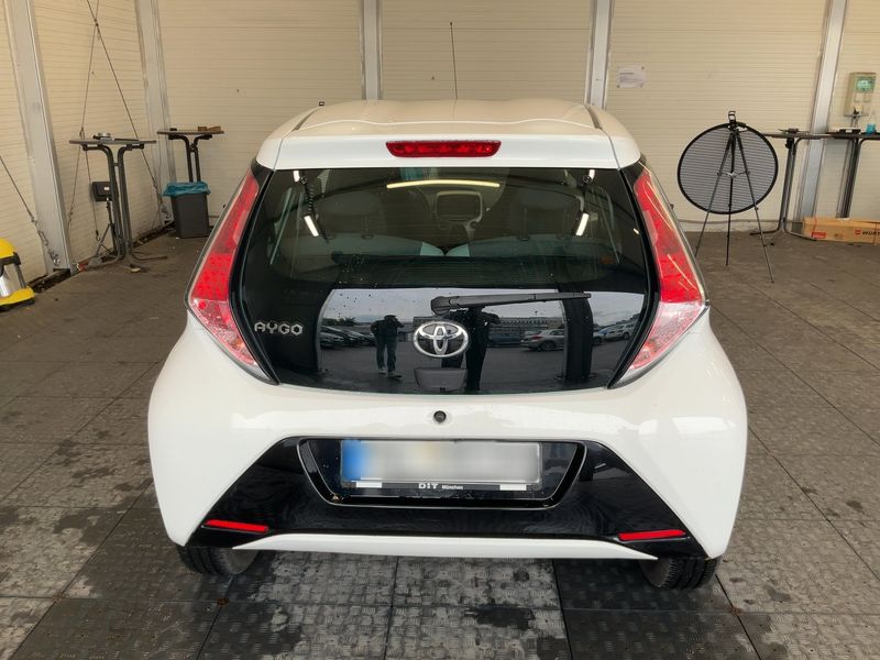 Toyota Aygo 1.0 X-Play Team D 2018 – снимка 7