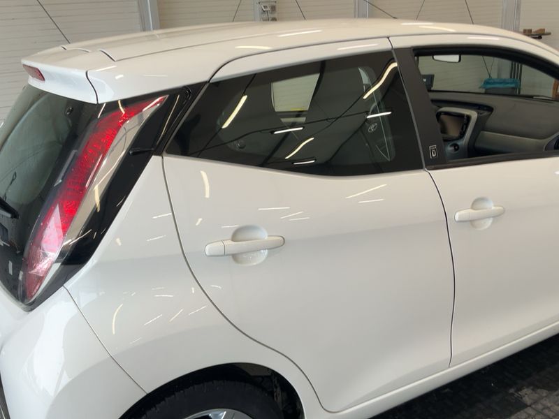 Toyota Aygo 1.0 X-Play Team D 2018 – снимка 8